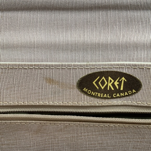 VINTAGE CREAM LEATHER CLUTCH /MAGNETIC CLOSURE / INSIDE POCKET - Picture 7 of 11